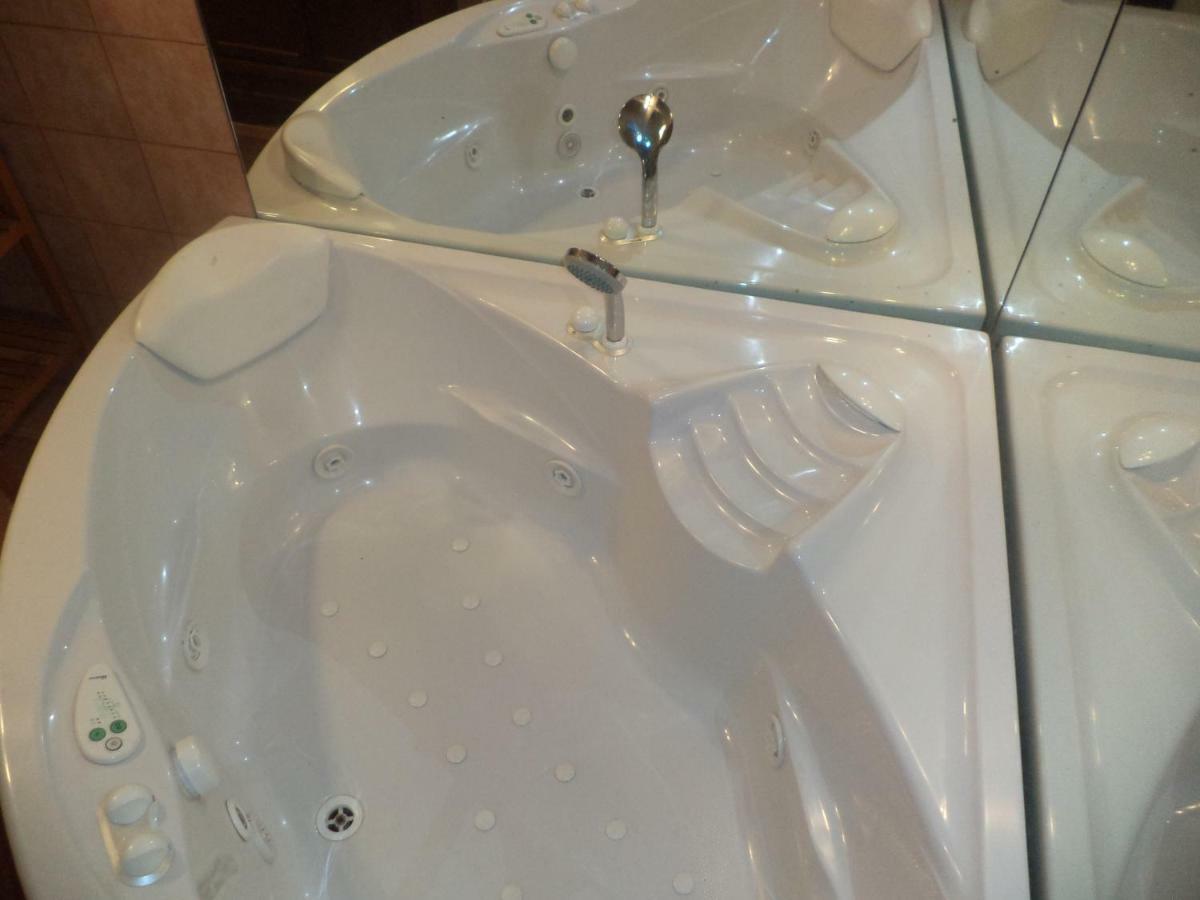 Apartmán Jacuzzi Quo Vadis Řím Exteriér fotografie